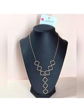 Charming Charlie Hammered Triangle Lariat Drop Gold Tone Necklace NWT